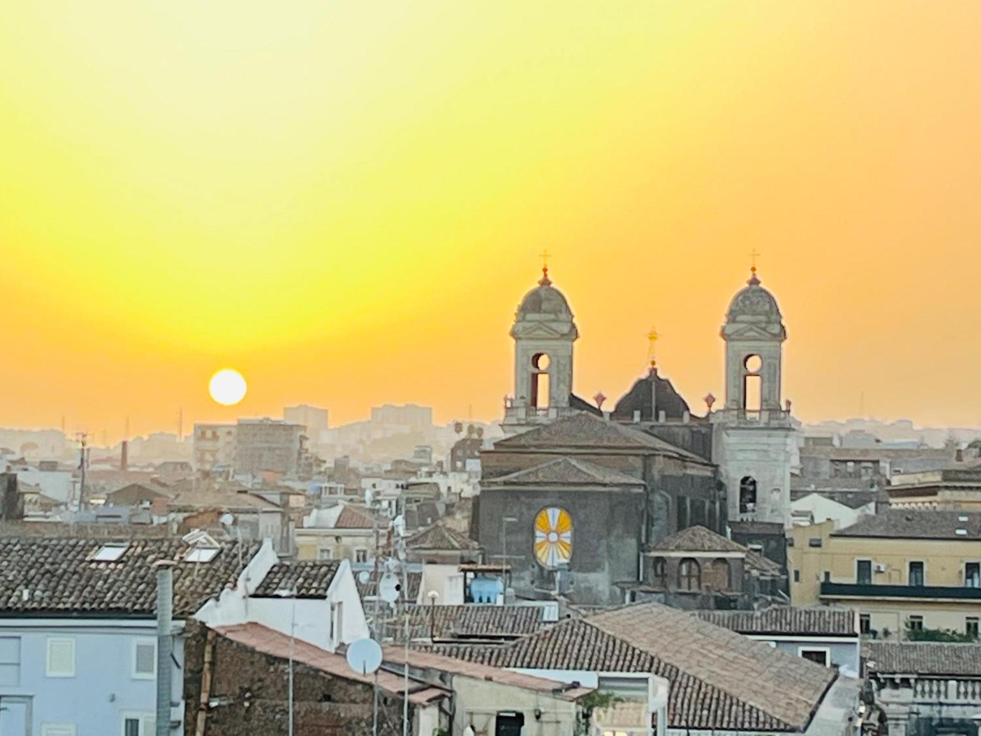 Апартаменти La Terrazza Di Sant'Agata Катанія Екстер'єр фото